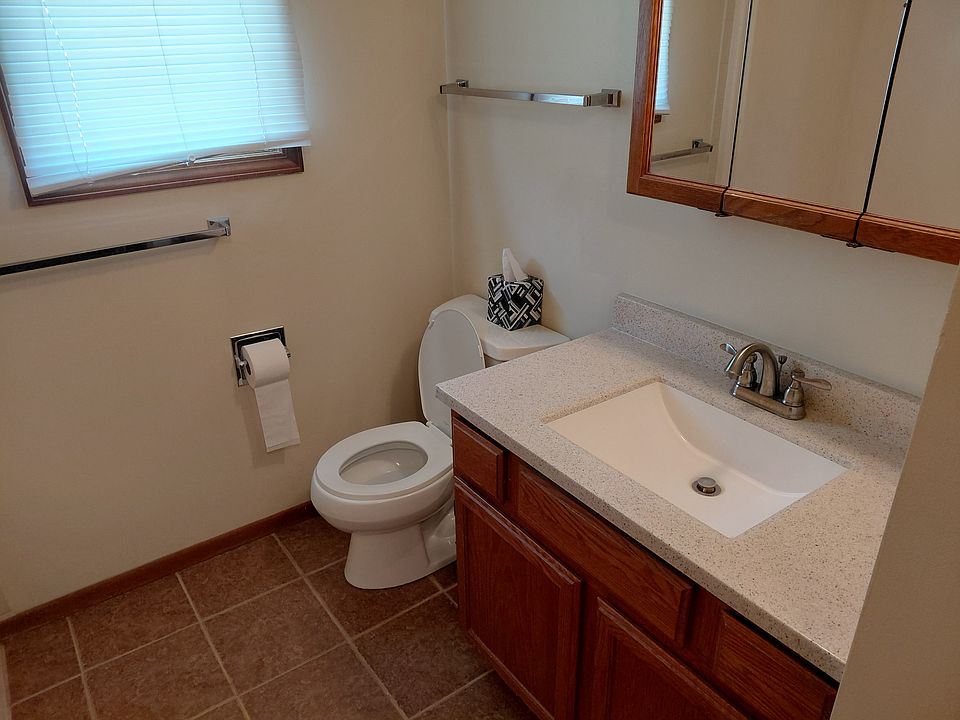 1st image of 1416 W 16th Ave #C
