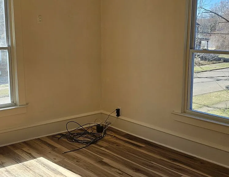 721 Clinton Ave #A — Photo 6