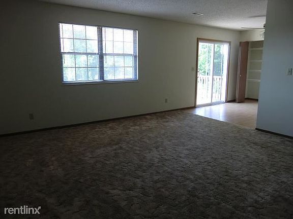 4D Living Room 08-11