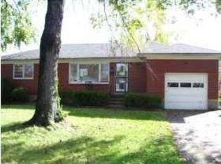 2304 Mary Catherine Dr, Shively, KY 40216