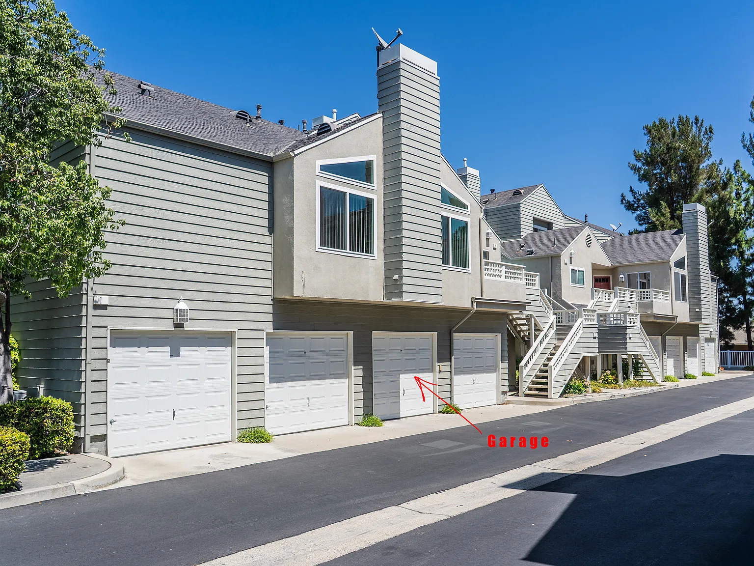 2 bed, 1200 sqft, $3,180 — Photo 4