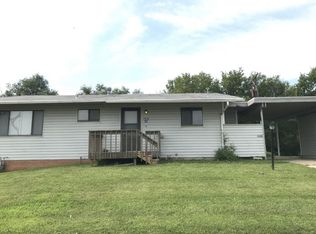 7236 SW Woodcroft Way, Topeka, KS 66619