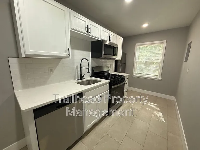 6421 Brookside Rd #3S — Photo 2