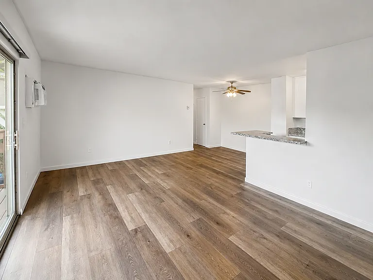 8290 Echo Dell Rd — Photo 3