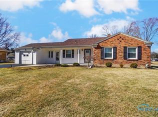1028 Miller Rd, Northwood, OH 43619