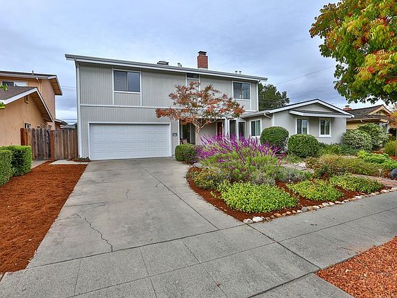 2nd image of 1369 Bretmoor Way