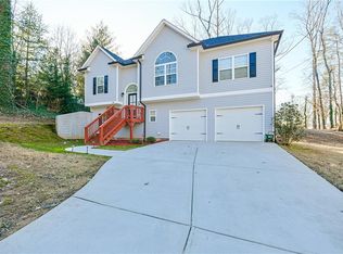 5766 Dogwood Cir, Austell, GA 30168