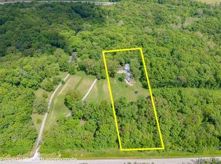 412 E Johnson St, Pocahontas, IL 62275