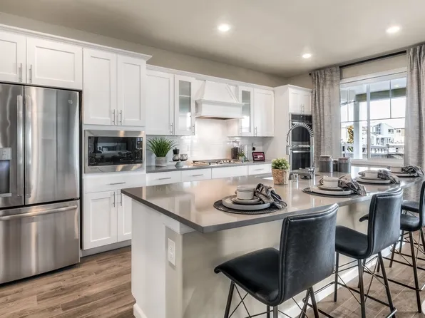 33241 Crystal Ave SE, Black Diamond, WA 98010