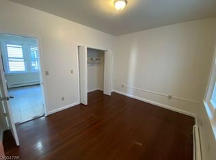 968 W Grand St #4, Elizabeth, NJ 07202