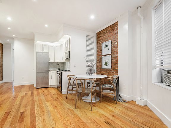 5th image of 143 W 4th St APT 3FW
