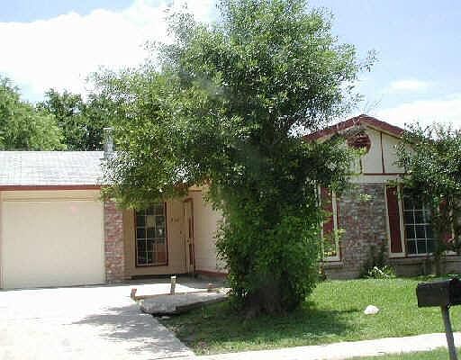 1st image of 910 GREEN PARK DR