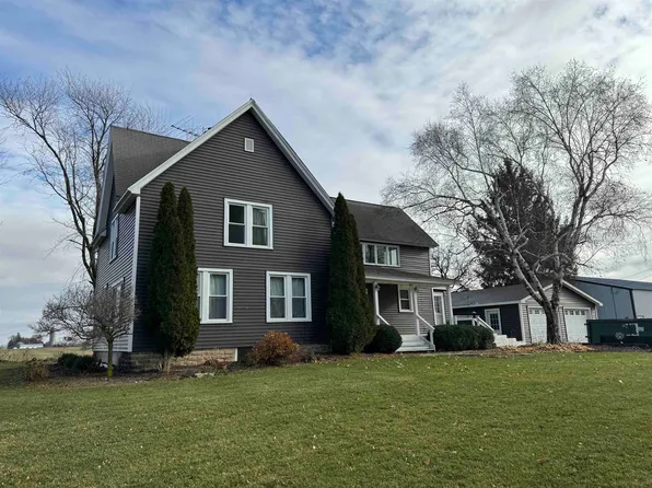 W14310 Prairie Rd, Ripon, WI 54971