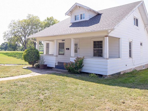 3rd image of 1853 Whitehouse St