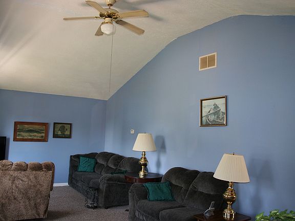 4th image of 3205 Richmond Ave