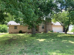 312 S 6th St, Noble, OK 73068