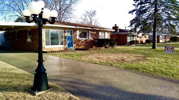 1st image of 1419 N Saint James Blvd