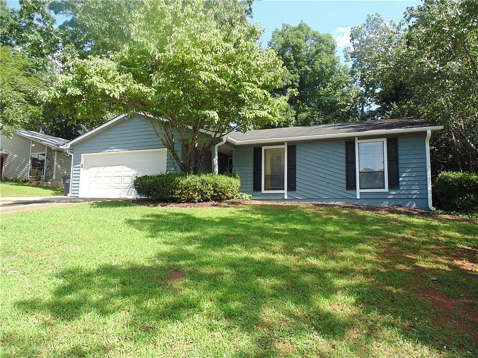 1st image of 2730 Daylilly Ln