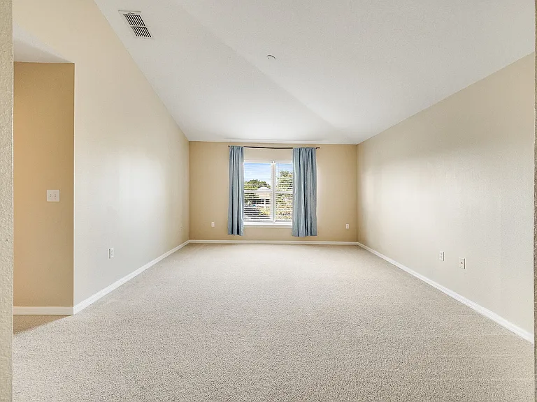 2081 Brookshire Cir — Photo 30