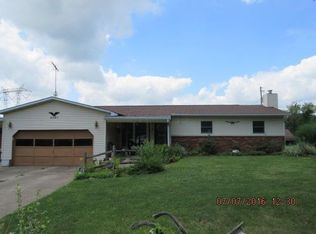 6367 Purity Rd, Saint Louisville, OH 43071