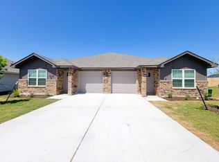 1235 Lexington Dr #B, Copperas Cove, TX 76522
