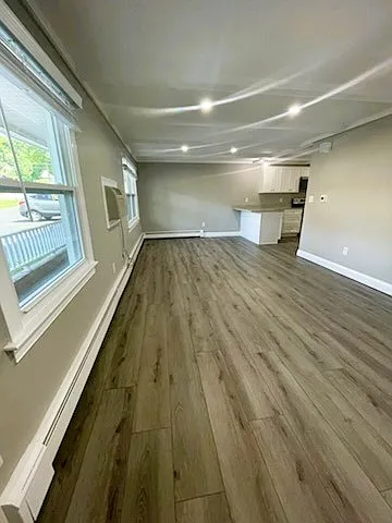 East Manor - 12 — Photo 3