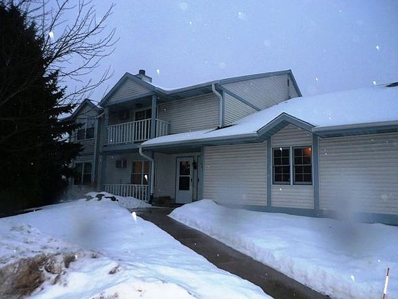 4th image of 601 Barrington Ct APT B