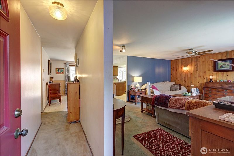 2nd image of 4205 Regency Place