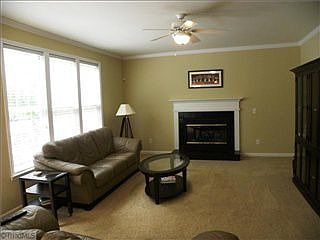 5th image of 5 Silver Oak Ct