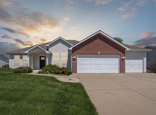 4433 Sandhill Dr, Janesville, WI 53546