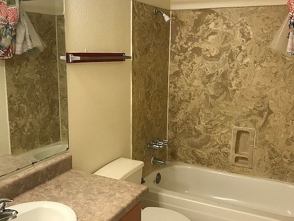5th image of 3649 E Bellevue St