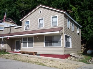 200 Main St, Garnavillo, IA 52049