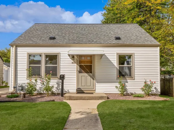 4449 South Lenox STREET, Milwaukee, WI 53207