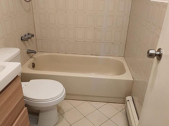 4th image of 54 Lincoln Ave Floor 2