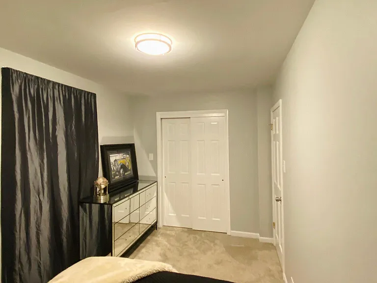 3401 S Parnell Ave #2 — Photo 8