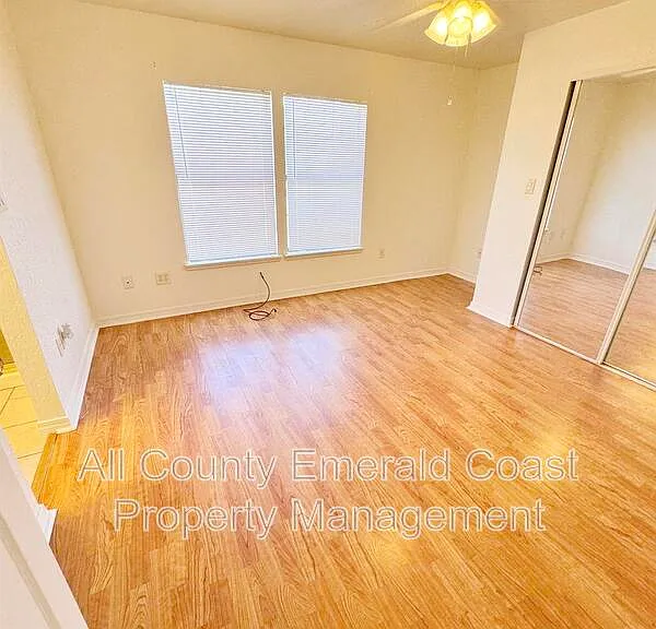 733 Beach Dr — Photo 19