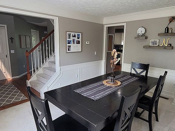 4th image of 2265 Blanford Dr