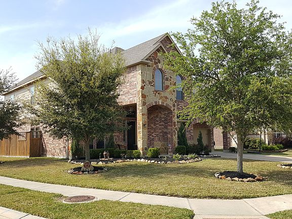 Landscaped Corner Lot