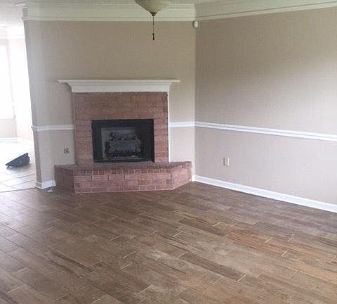 2nd image of 4075 Shadow Glen Dr