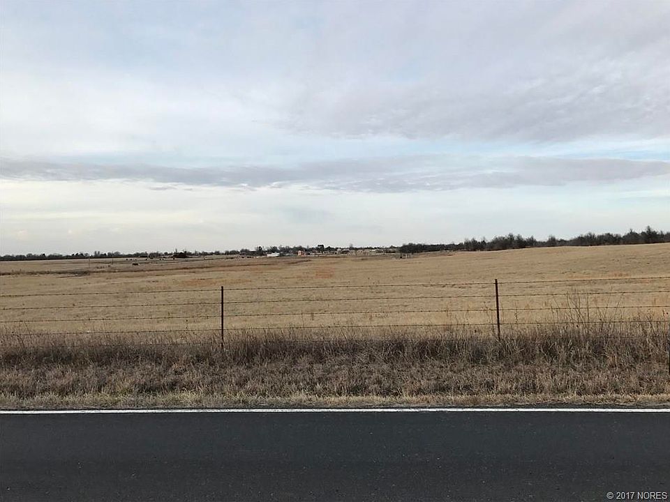 1st image of 400 Road