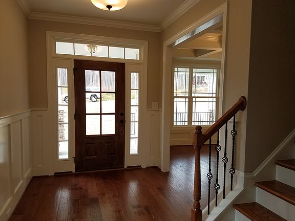 4th image of 655 Rockport Dr