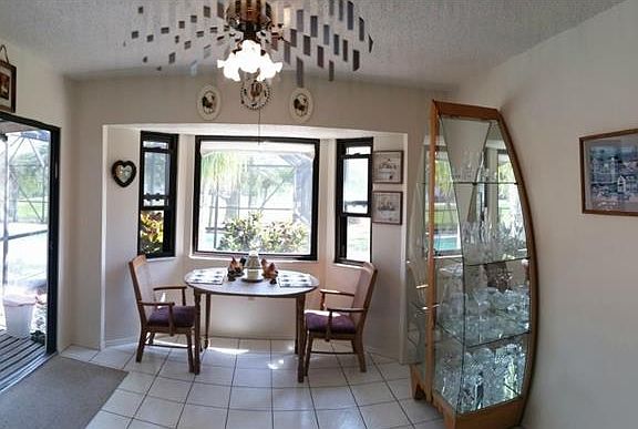 4th image of 6950 Spinnaker Blvd