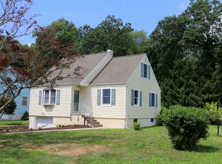 46 Edgewood Rd, Cortlandt Manor, NY 10567