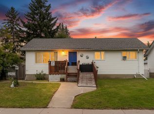 12923 137th Ave NW, Edmonton, AB T5L 4C3
