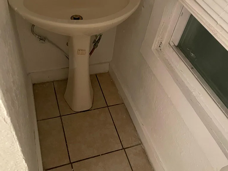 1440 Hamilton St — Photo 17