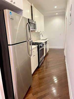 Rented by City Connections Realty | media 12