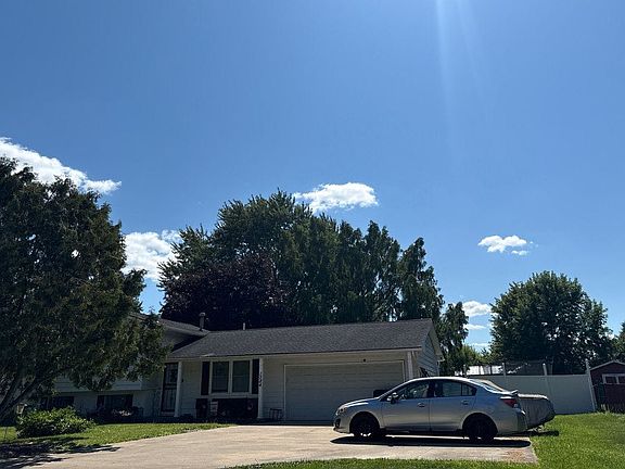 3rd image of 1284 North Rd SE