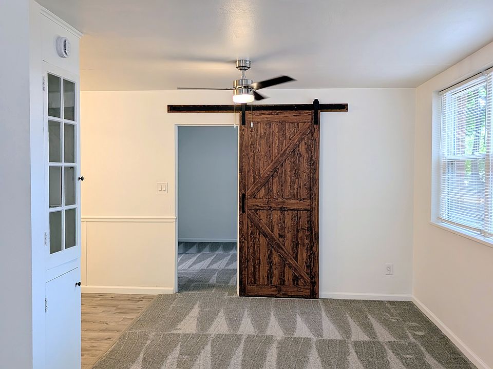 1st image of 1321 Mathews Ave APT 2