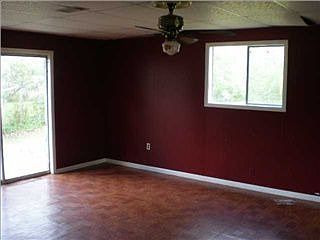 2nd image of 126 David St
