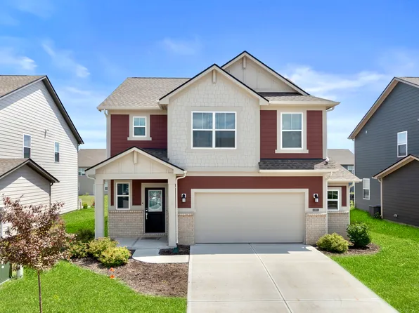 717 Oxford Ln, Danville, IN 46122